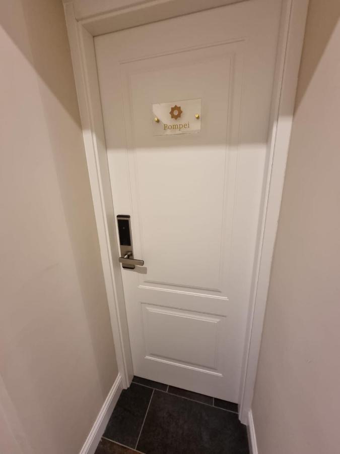Ex Voto Guest House ナポリ エクステリア 写真